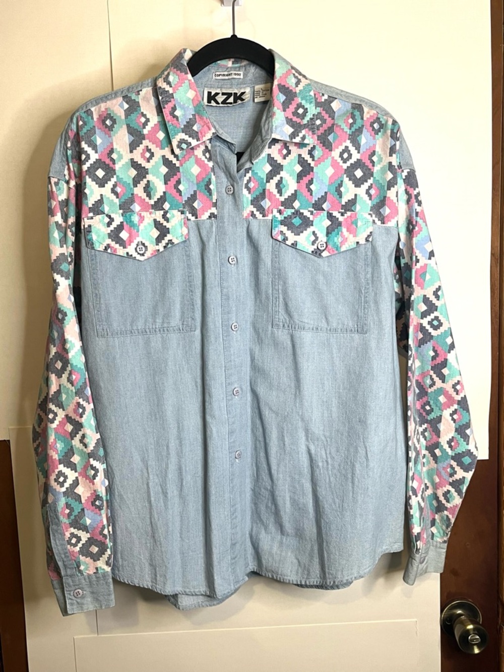 KZK Women’s (VTG L) Light Denim Button Down Shirt w/ Aztec Print Accent 1992